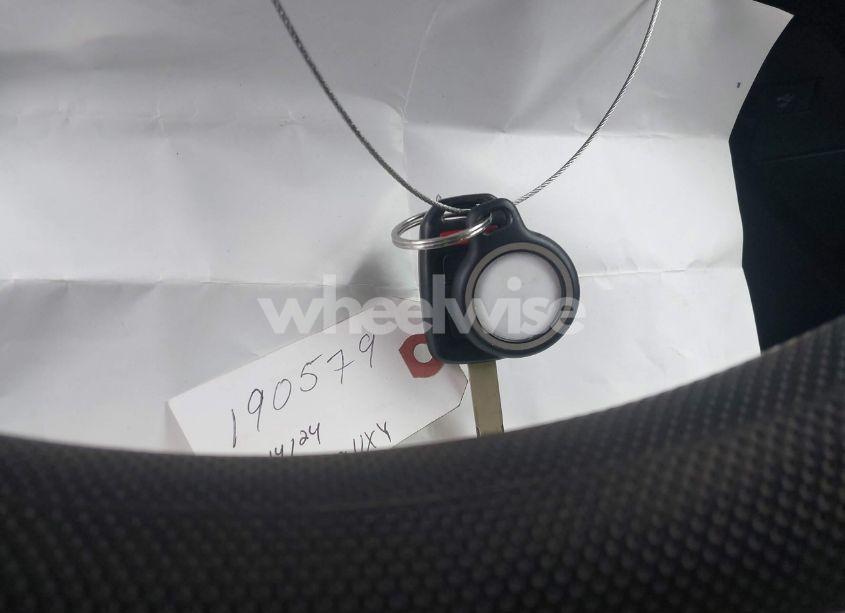 Photo 11 of 2018 Honda Civic LX (VIN 19XFC2F5XJE209626)