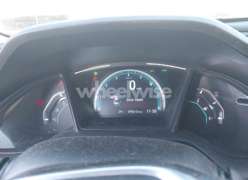 Photo 7 of 2017 Honda Civic LX (VIN 19XFC2F60HE218757)