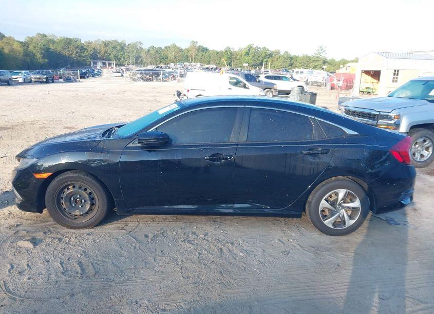 Photo 15 of 2019 Honda Civic LX (VIN 19XFC2F60KE005685)