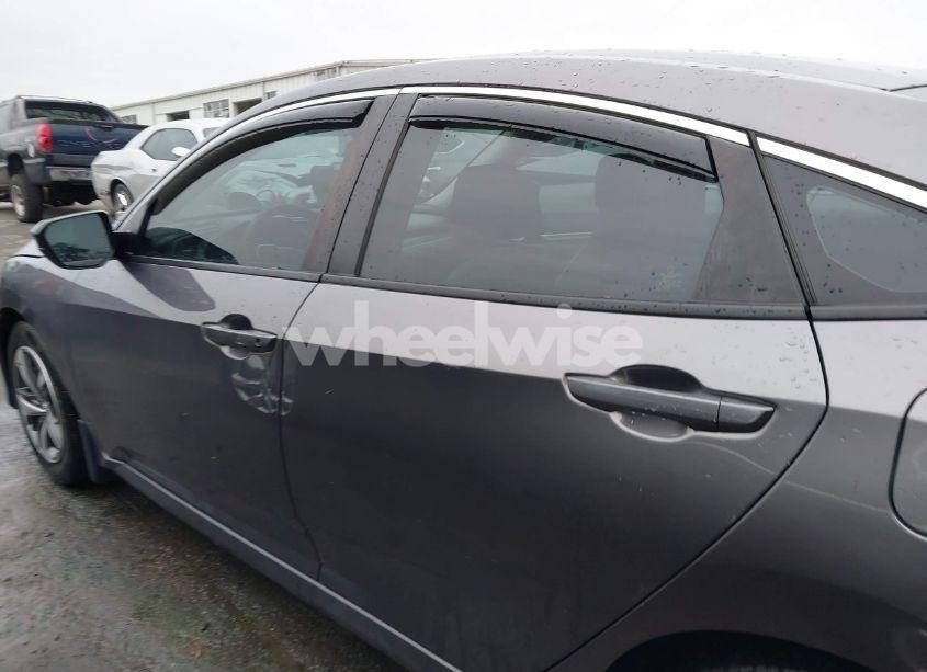 Photo 14 of 2019 Honda Civic LX (VIN 19XFC2F60KE027475)