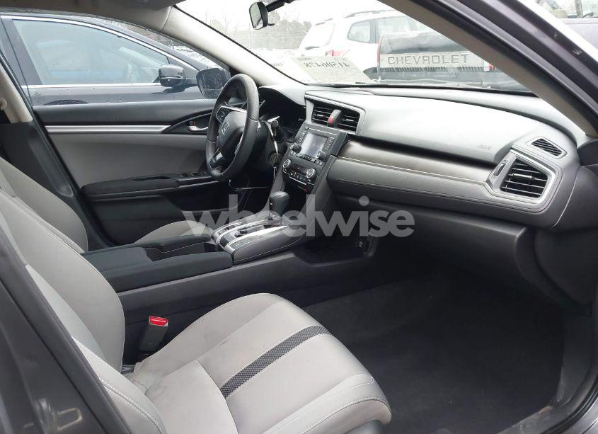 Photo 5 of 2019 Honda Civic LX (VIN 19XFC2F60KE027475)