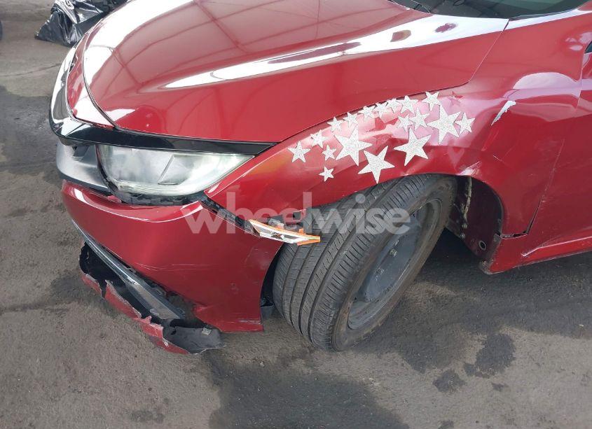 Photo 6 of 2019 Honda Civic LX (VIN 19XFC2F60KE200234)