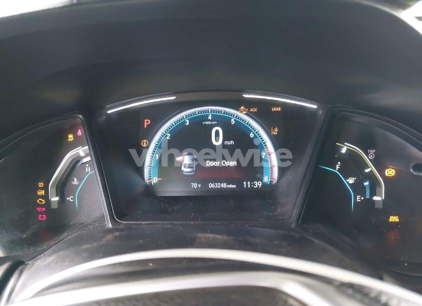 Photo 7 of 2019 Honda Civic LX (VIN 19XFC2F60KE200234)