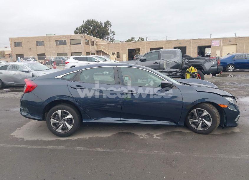Photo 13 of 2019 Honda Civic LX (VIN 19XFC2F60KE207023)