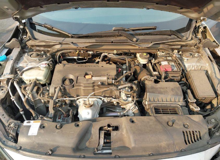 Photo 10 of 2019 Honda Civic LX (VIN 19XFC2F60KE209905)