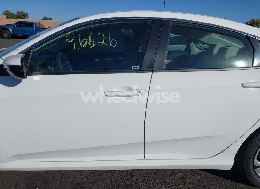 Photo 14 of 2016 Honda Civic LX (VIN 19XFC2F61GE221584)