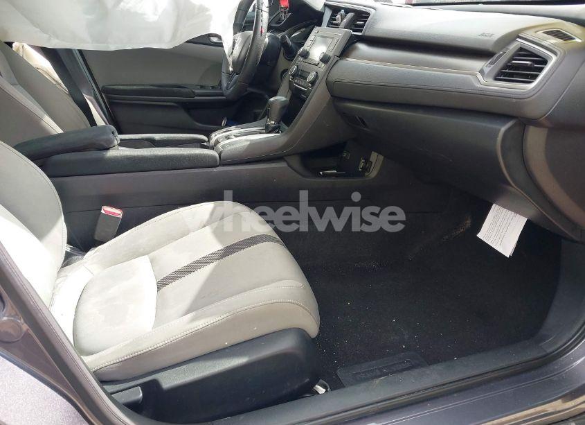 Photo 5 of 2019 Honda Civic LX (VIN 19XFC2F61KE011222)