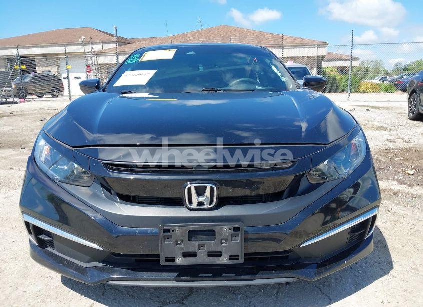 Photo 13 of 2019 Honda Civic LX (VIN 19XFC2F61KE017134)