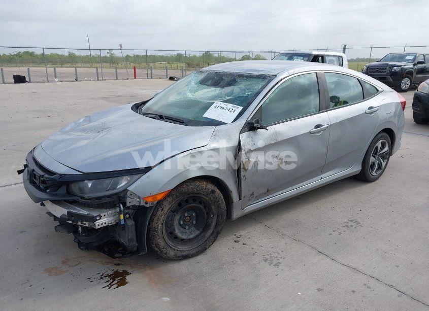 Photo 2 of 2019 Honda Civic LX (VIN 19XFC2F61KE018008)