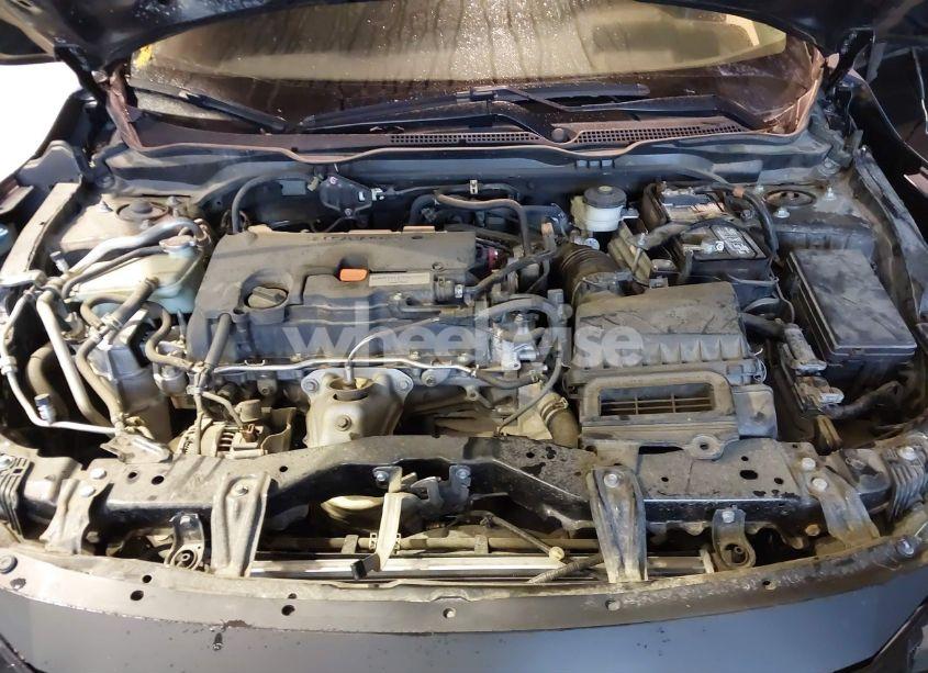 Photo 10 of 2019 Honda Civic LX (VIN 19XFC2F61KE026576)