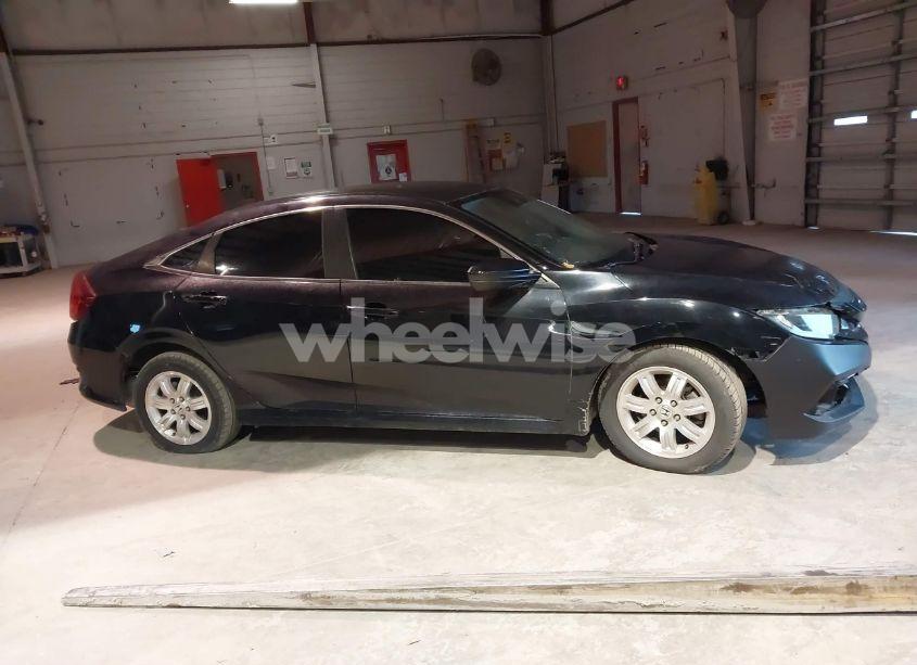 Photo 13 of 2019 Honda Civic LX (VIN 19XFC2F61KE026576)