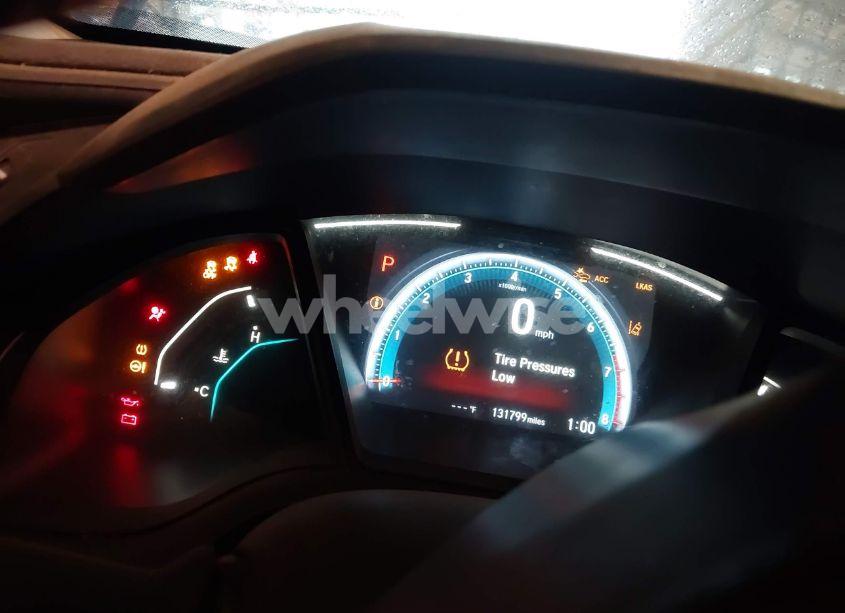 Photo 7 of 2019 Honda Civic LX (VIN 19XFC2F61KE026576)