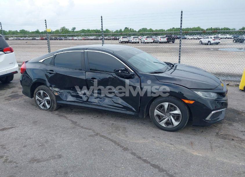 Photo 13 of 2019 Honda Civic LX (VIN 19XFC2F61KE049212)