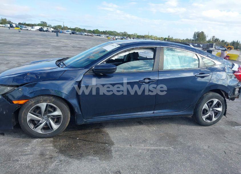 Photo 6 of 2020 Honda Civic LX (VIN 19XFC2F61LE020441)