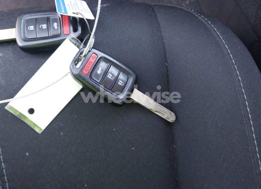 Photo 11 of 2019 Honda Civic LX (VIN 19XFC2F62KE010340)