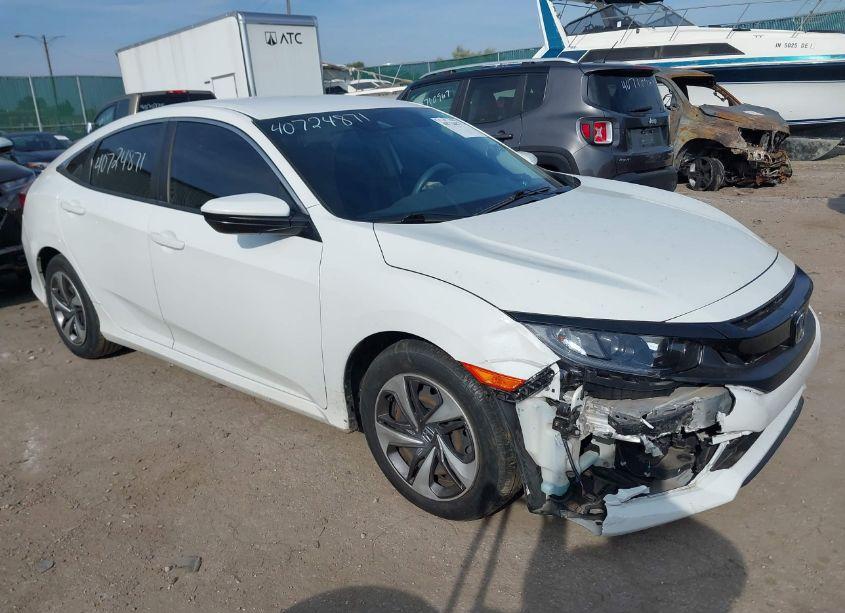 2019 Honda Civic LX (VIN 19XFC2F62KE015571) main photo