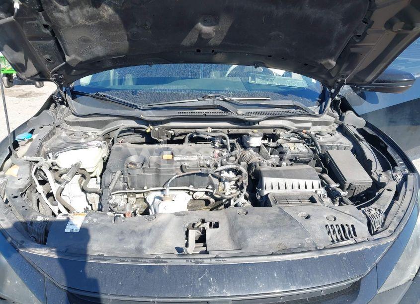 Photo 10 of 2019 Honda Civic LX (VIN 19XFC2F62KE021936)