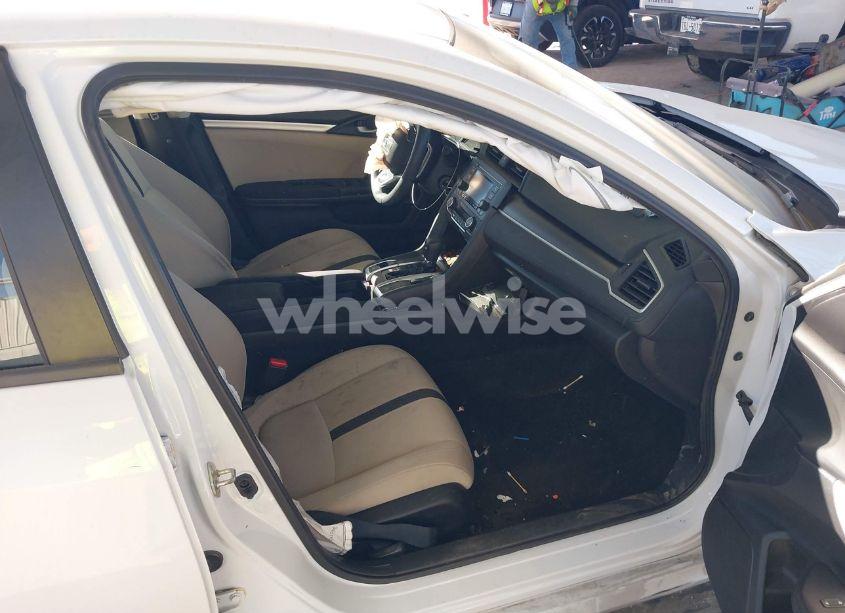 Photo 5 of 2019 Honda Civic LX (VIN 19XFC2F62KE024478)