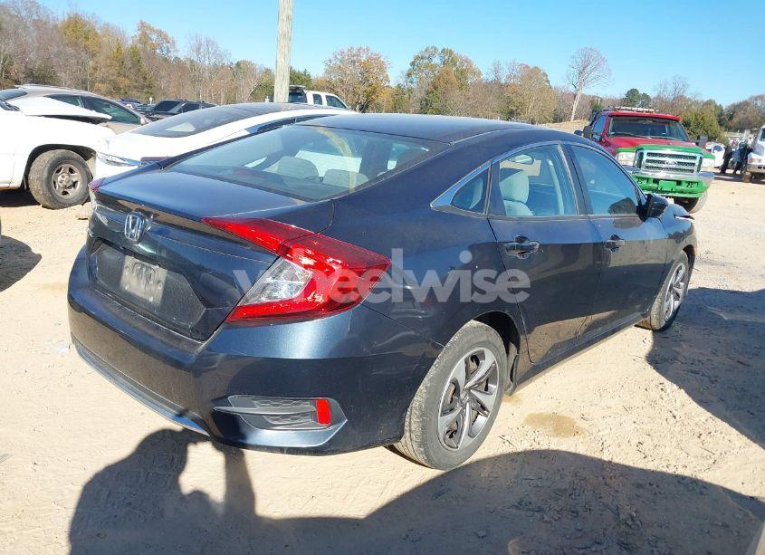 Photo 4 of 2019 Honda Civic LX (VIN 19XFC2F63KE040706)