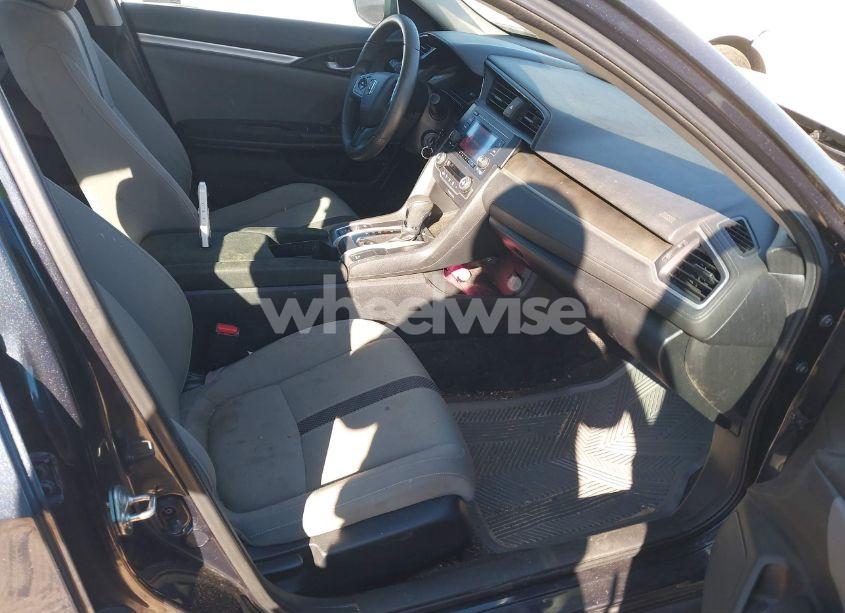 Photo 5 of 2019 Honda Civic LX (VIN 19XFC2F63KE040706)