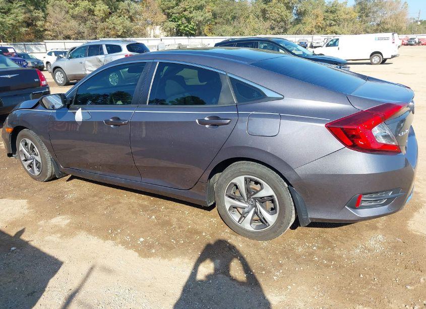 Photo 3 of 2019 Honda Civic LX (VIN 19XFC2F63KE045940)