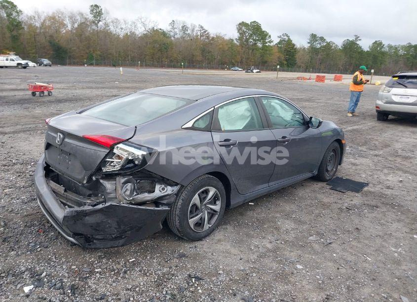 Photo 4 of 2019 Honda Civic LX (VIN 19XFC2F63KE203113)