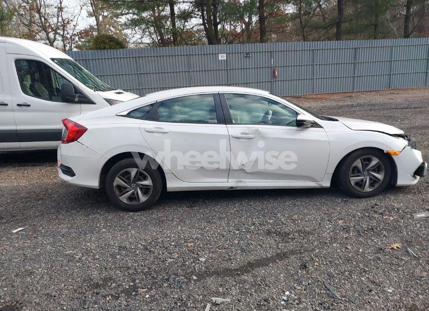 Photo 13 of 2019 Honda Civic LX (VIN 19XFC2F63KE203225)
