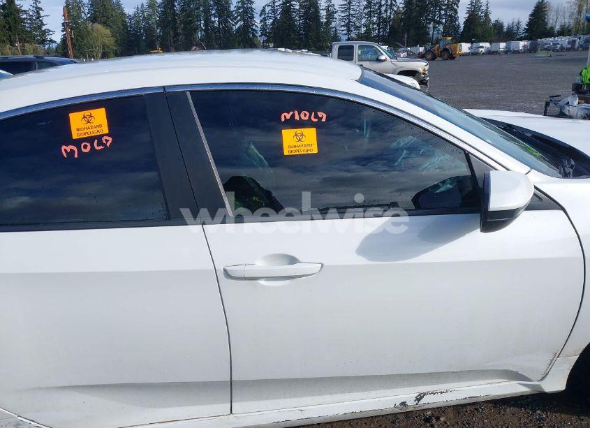 Photo 13 of 2019 Honda Civic LX (VIN 19XFC2F63KE208733)