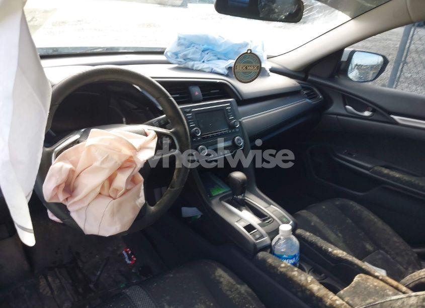 Photo 21 of 2019 Honda Civic LX (VIN 19XFC2F63KE208733)