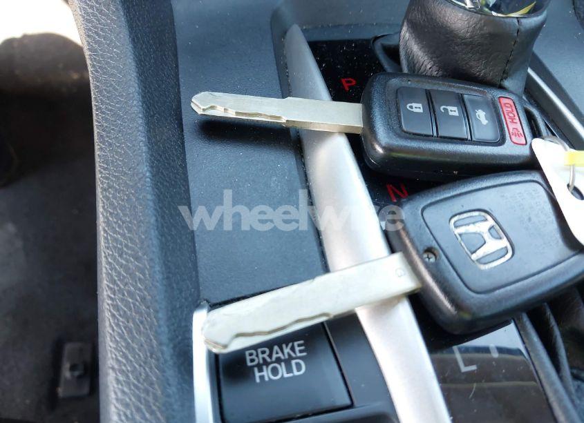 Photo 11 of 2020 Honda Civic LX (VIN 19XFC2F63LE026791)