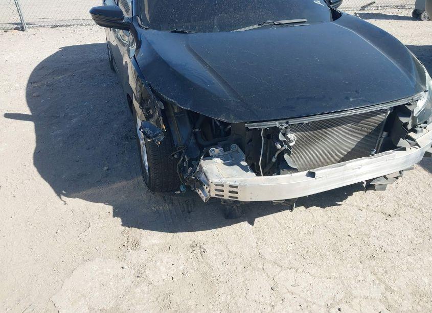 Photo 6 of 2019 Honda Civic LX (VIN 19XFC2F64KE001297)