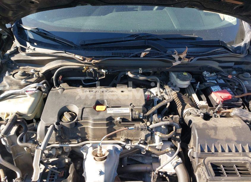 Photo 10 of 2019 Honda Civic LX (VIN 19XFC2F64KE007102)