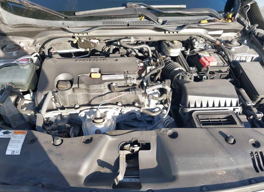 Photo 10 of 2019 Honda Civic LX (VIN 19XFC2F64KE011053)