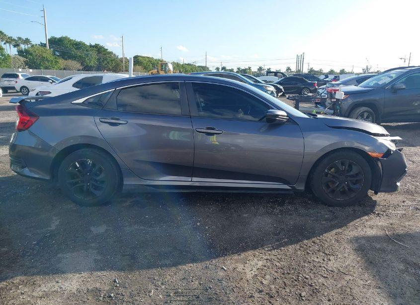 Photo 13 of 2019 Honda Civic LX (VIN 19XFC2F64KE011053)