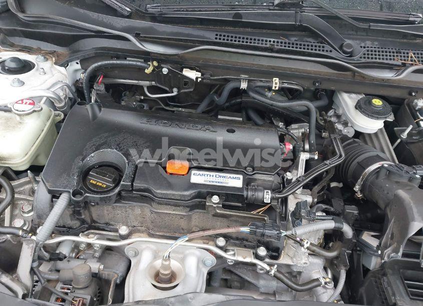 Photo 10 of 2019 Honda Civic LX (VIN 19XFC2F64KE014924)