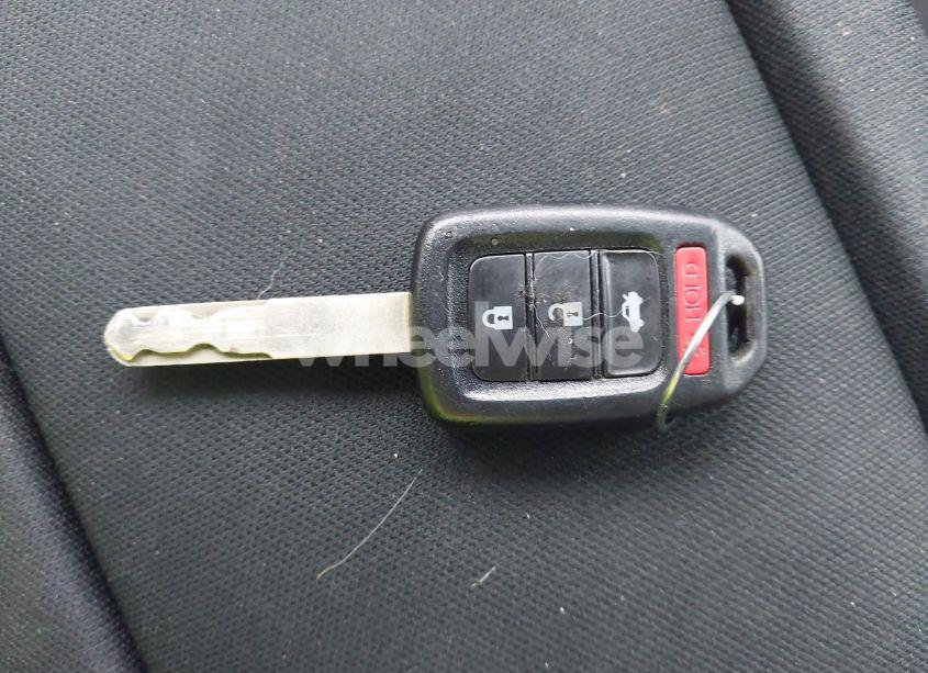 Photo 11 of 2019 Honda Civic LX (VIN 19XFC2F64KE014924)