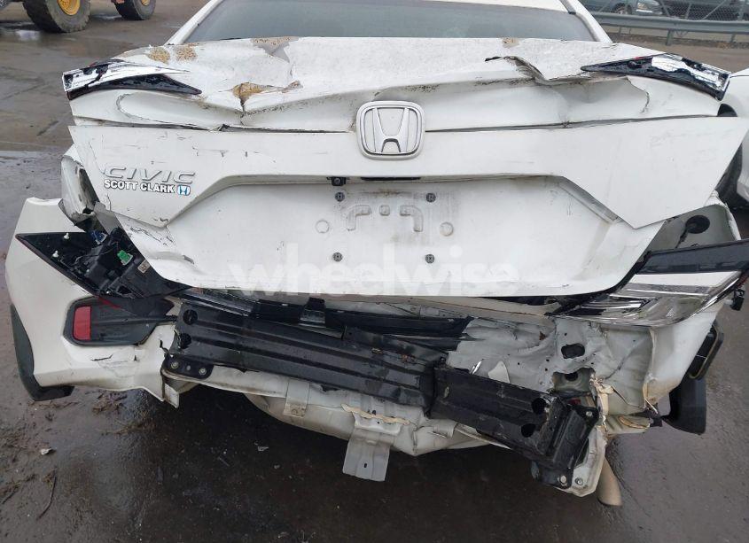 Photo 6 of 2019 Honda Civic LX (VIN 19XFC2F64KE014924)