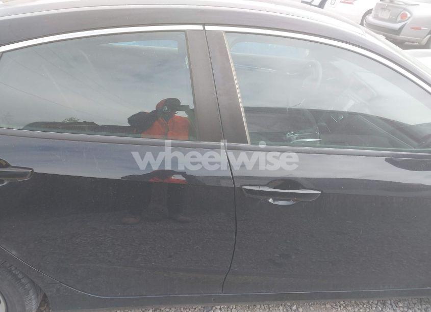 Photo 13 of 2019 Honda Civic LX (VIN 19XFC2F64KE024241)