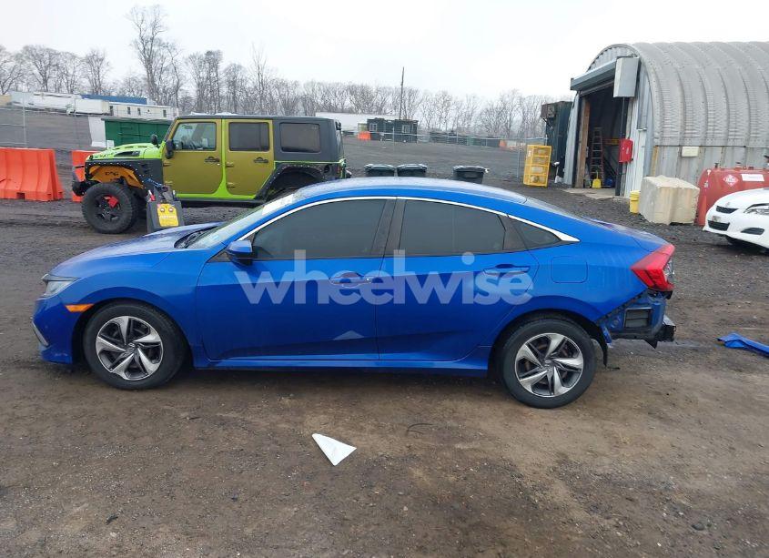 Photo 15 of 2019 Honda Civic LX (VIN 19XFC2F64KE029682)