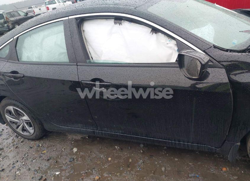 Photo 13 of 2020 Honda Civic LX (VIN 19XFC2F64LE028713)