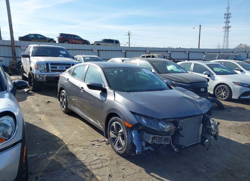 2019 Honda Civic LX (VIN 19XFC2F65KE011272) main photo