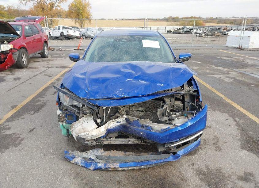 Photo 13 of 2019 Honda Civic LX (VIN 19XFC2F65KE013877)