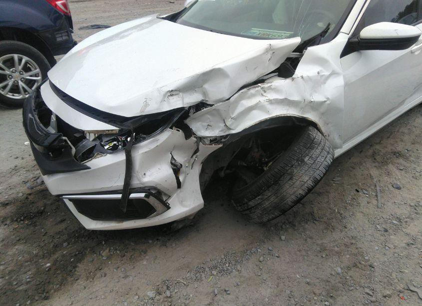 Photo 6 of 2019 Honda Civic LX (VIN 19XFC2F65KE033174)