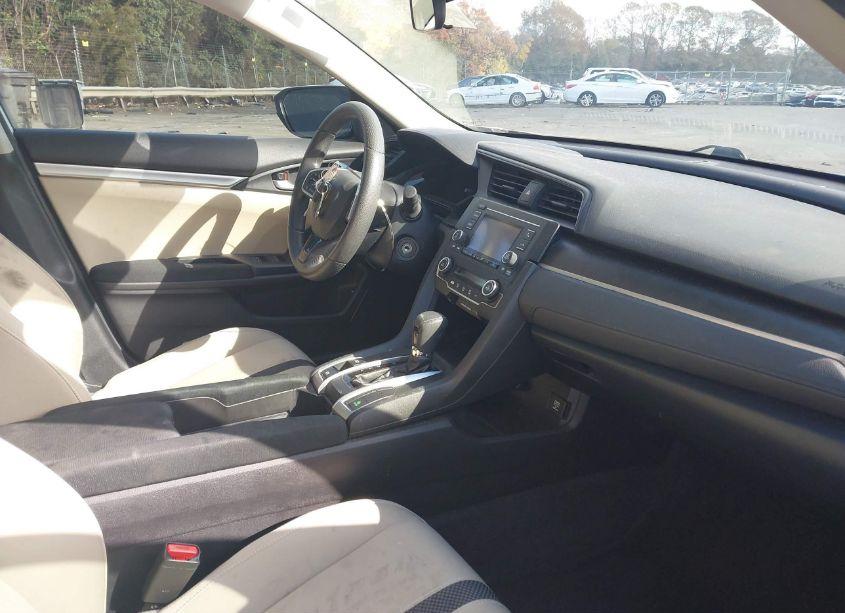 Photo 5 of 2019 Honda Civic LX (VIN 19XFC2F65KE033692)