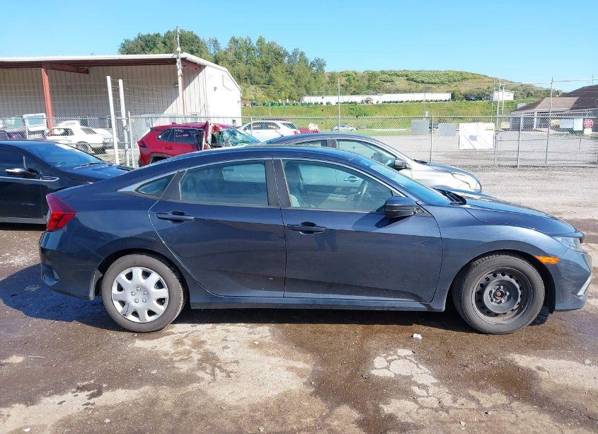 Photo 13 of 2019 Honda Civic LX (VIN 19XFC2F65KE034521)