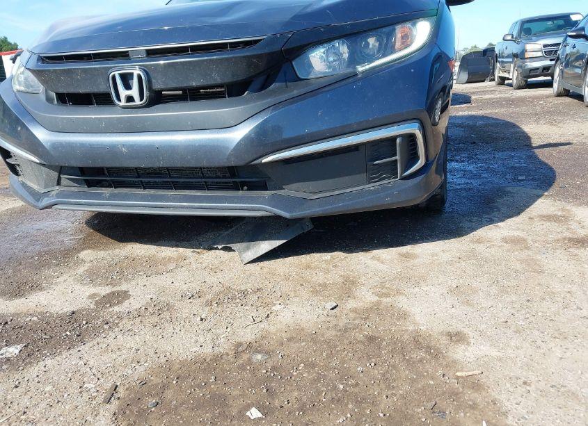 Photo 6 of 2019 Honda Civic LX (VIN 19XFC2F65KE034521)