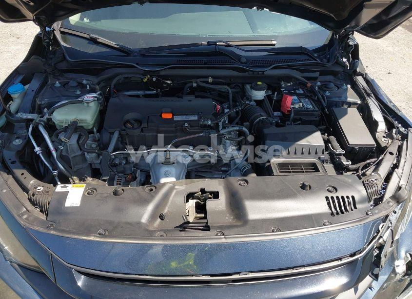 Photo 10 of 2019 Honda Civic LX (VIN 19XFC2F65KE038312)