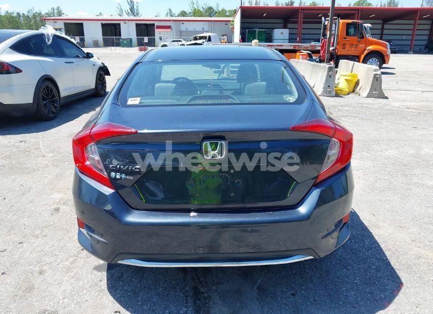 Photo 16 of 2019 Honda Civic LX (VIN 19XFC2F65KE038312)