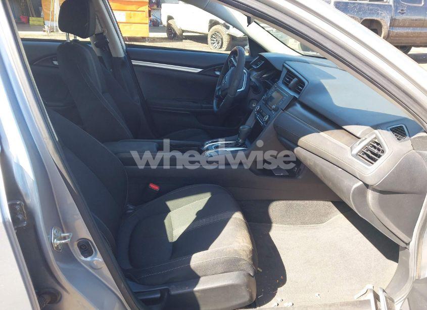 Photo 5 of 2019 Honda Civic LX (VIN 19XFC2F65KE044871)