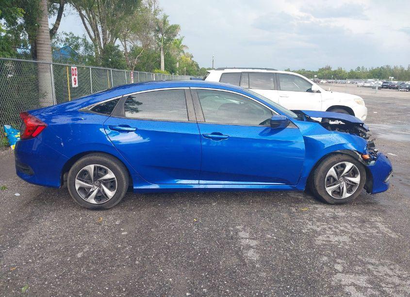 Photo 13 of 2020 Honda Civic LX (VIN 19XFC2F65LE006333)
